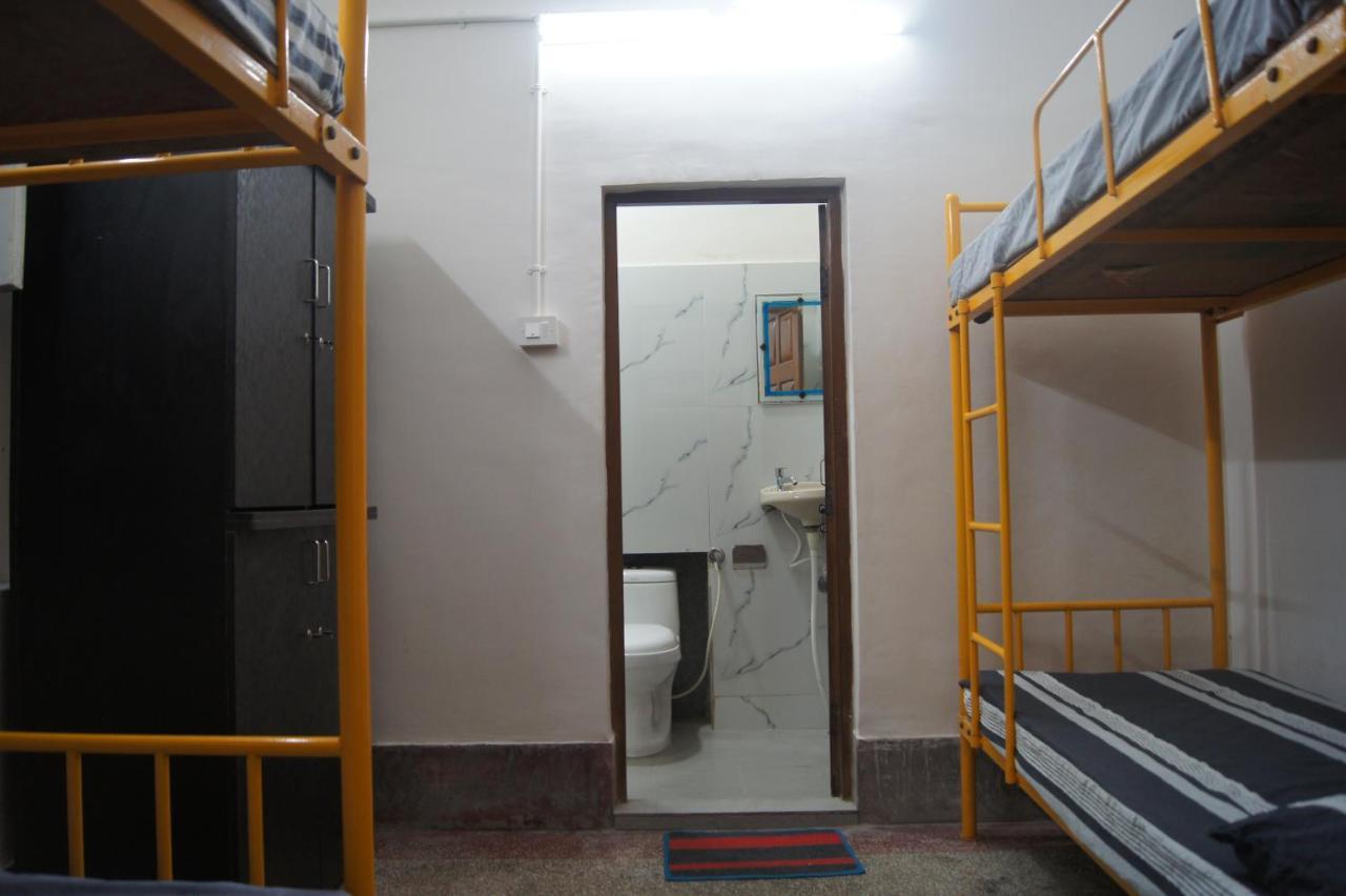 Cornerbunker Hostel ไมซอร์ ภายนอก รูปภาพ
